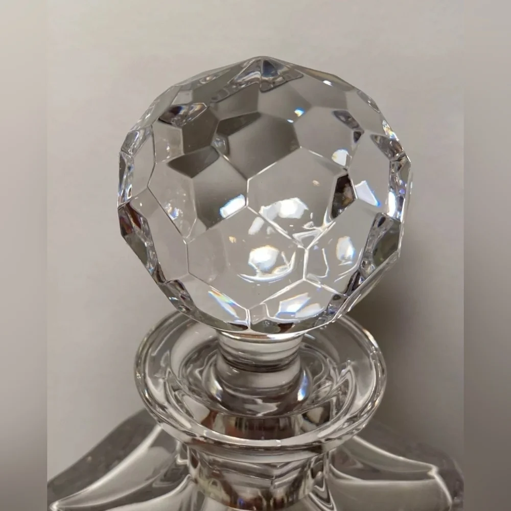 Vintage Signed ATLANTIS "Miguel" Genuine Hand Blown Crystal 10" Square Decanter - Picture 11 of 13